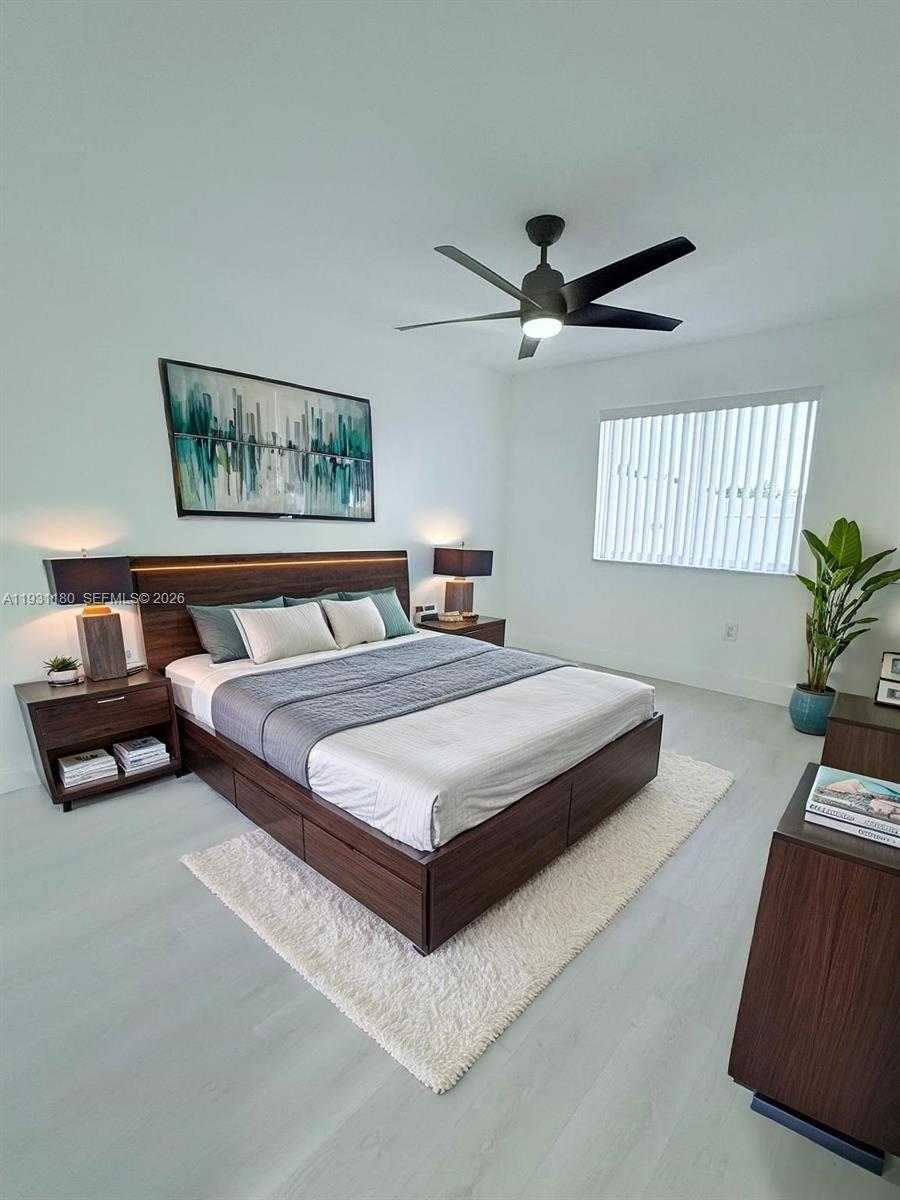 Small Image of 6801 WEST 36TH AVE #102, Hialeah Number 6