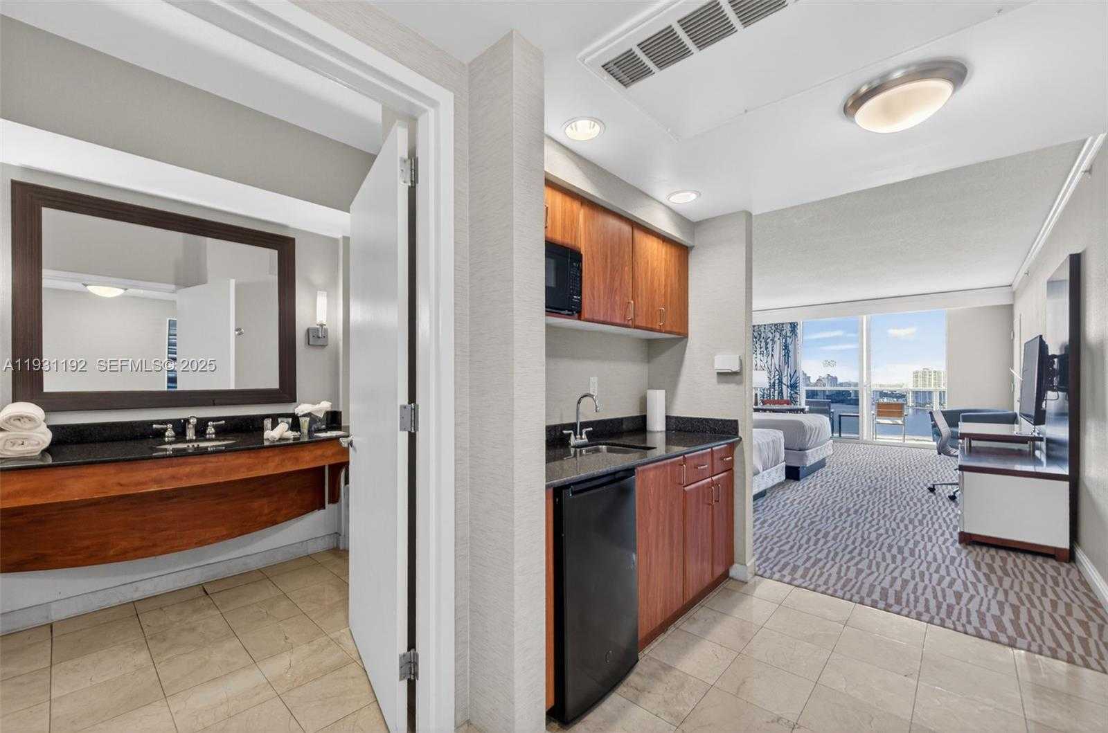 Small Image of 18001 COLLINS AVE #2101, Sunny Isles Beach Number 22
