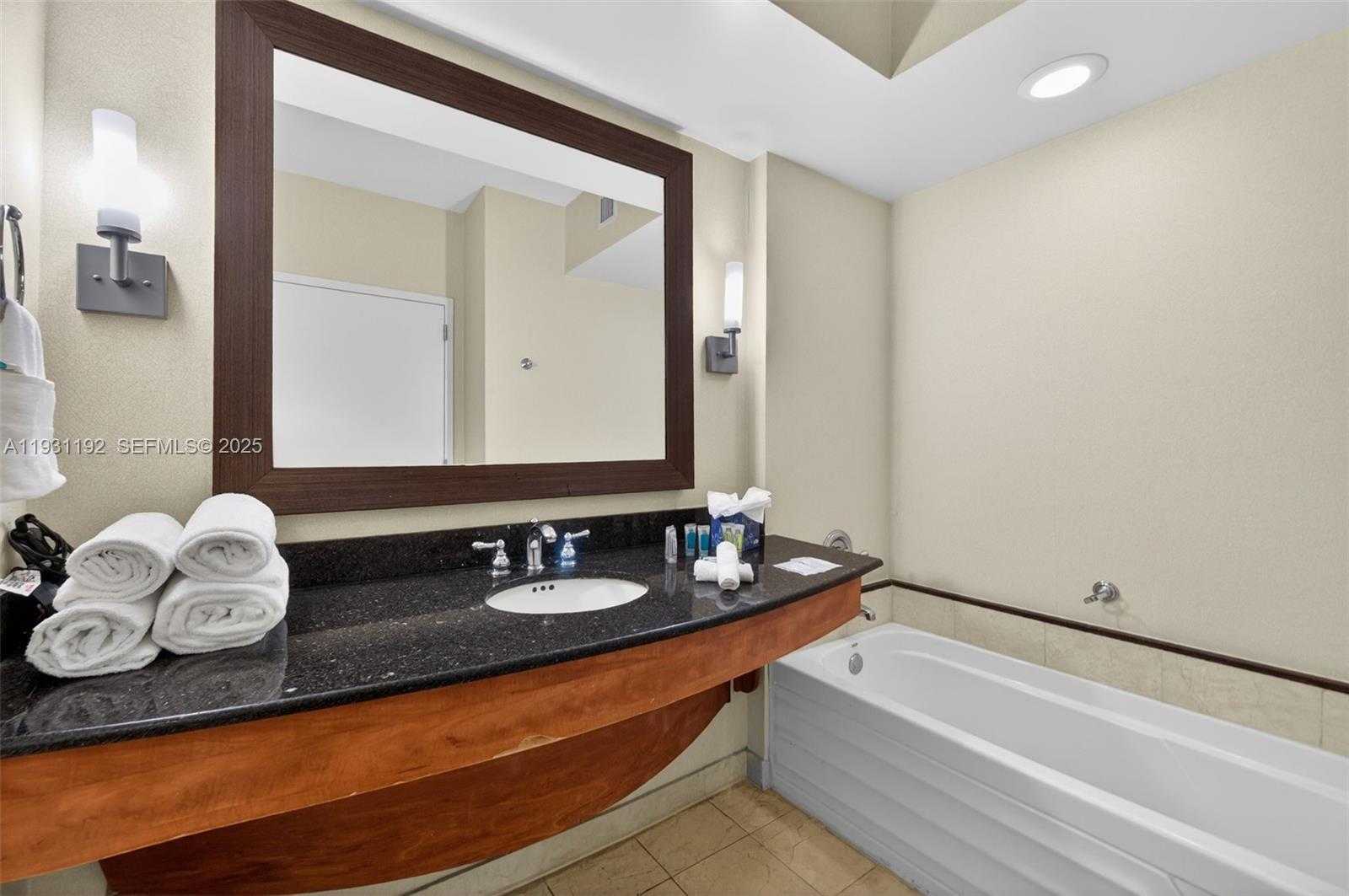 Small Image of 18001 COLLINS AVE #2101, Sunny Isles Beach Number 24