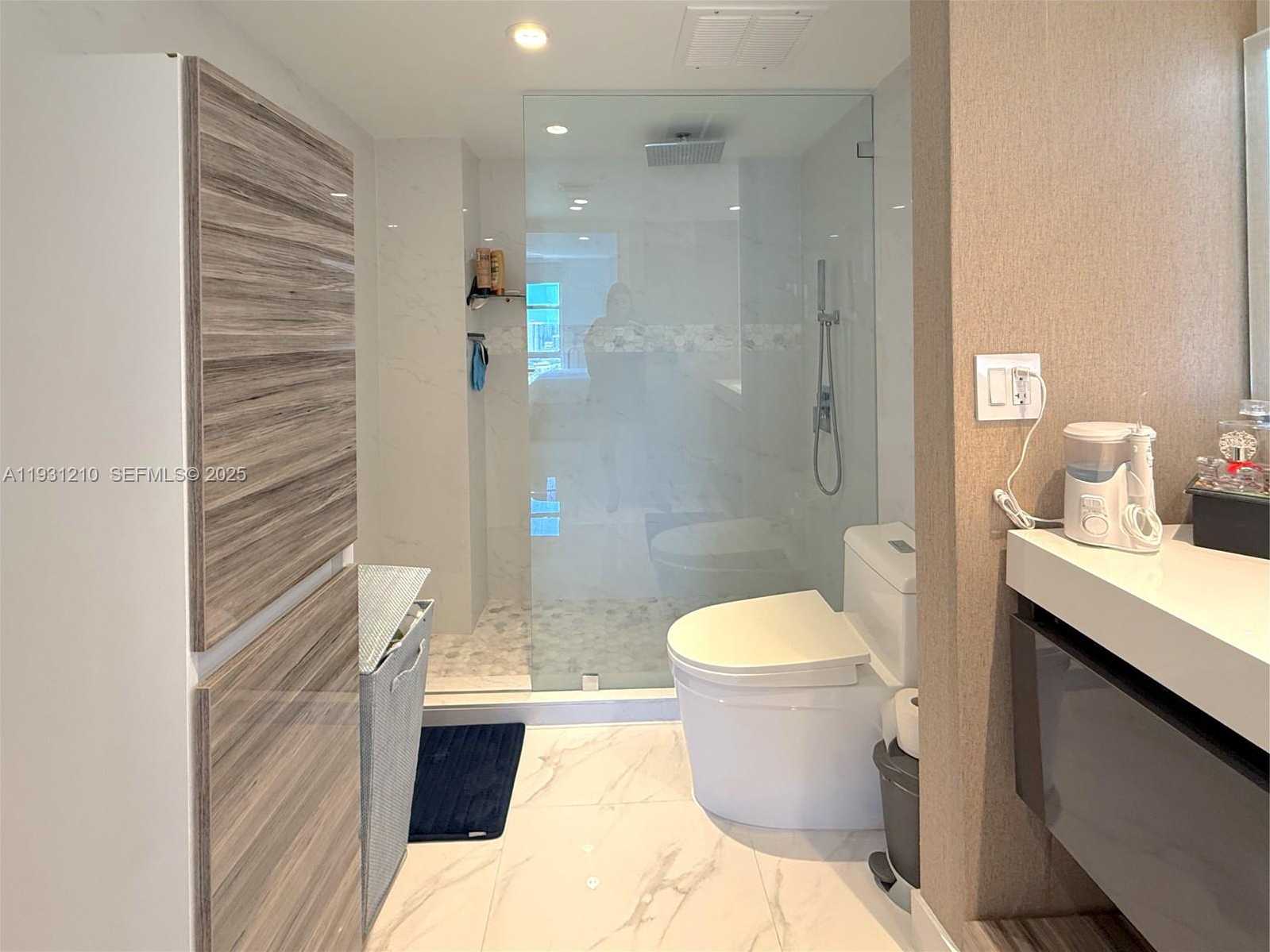 Small Image of 20379 WEST COUNTRY CLUB DR #2334, Aventura Number 18