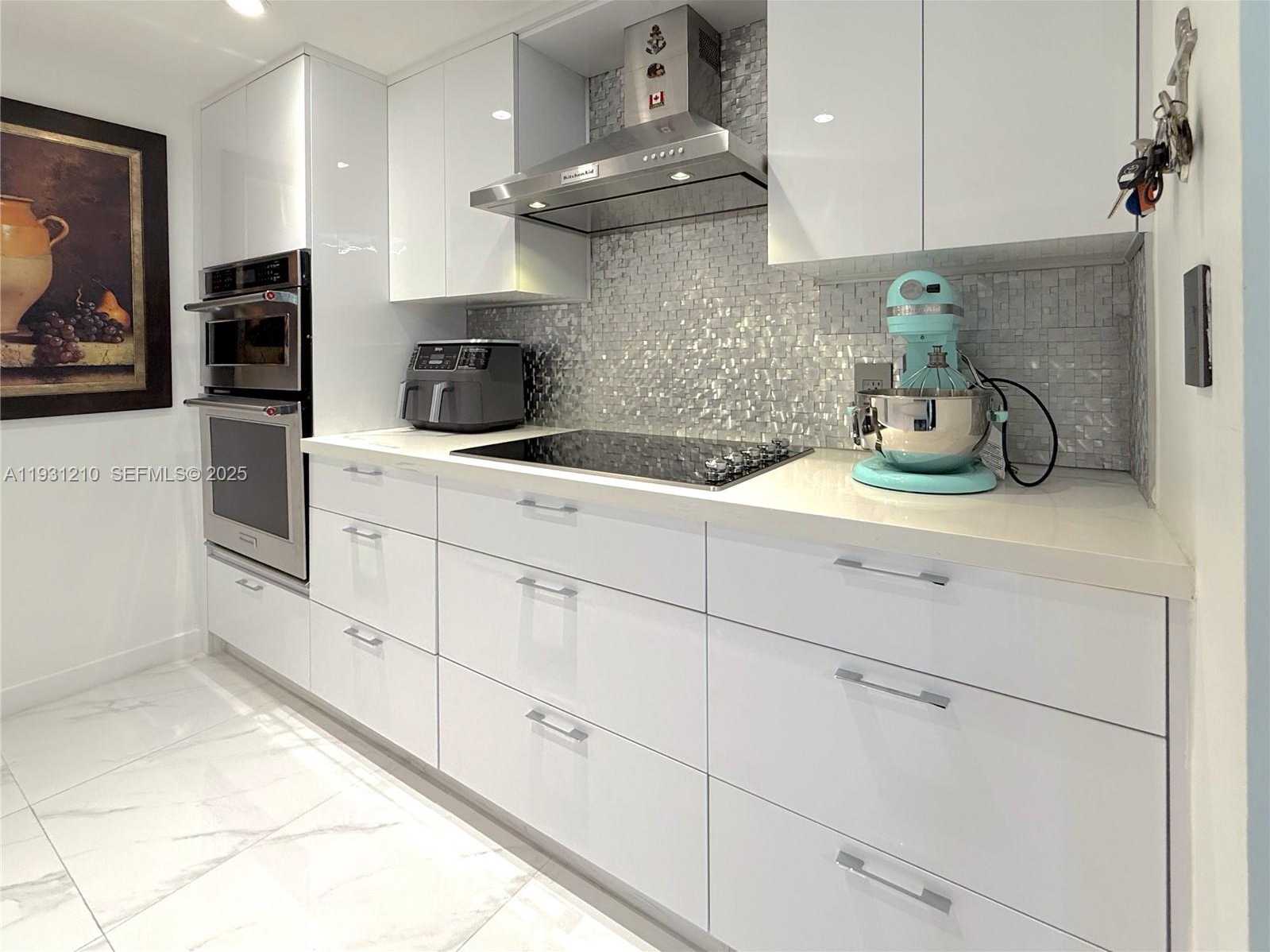 Small Image of 20379 WEST COUNTRY CLUB DR #2334, Aventura Number 2