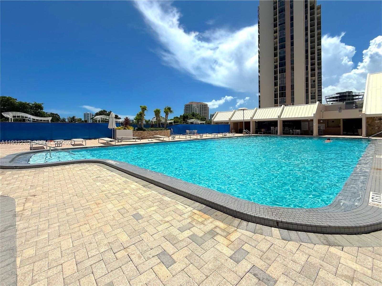 Small Image of 20379 WEST COUNTRY CLUB DR #2334, Aventura Number 27