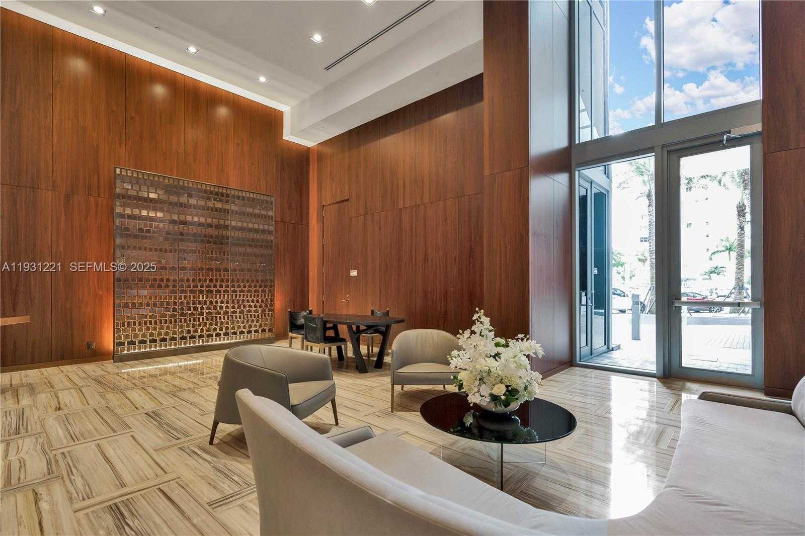 Small Image of 1300 BRICKELL BAY DR #1704, Miami Number 30