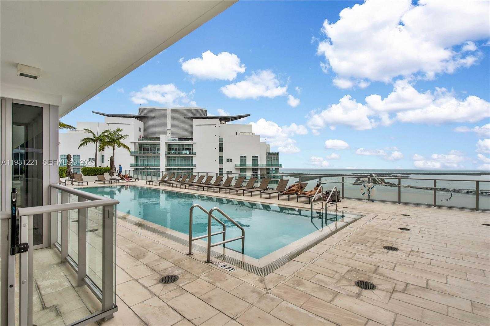 Small Image of 1300 BRICKELL BAY DR #1704, Miami Number 35