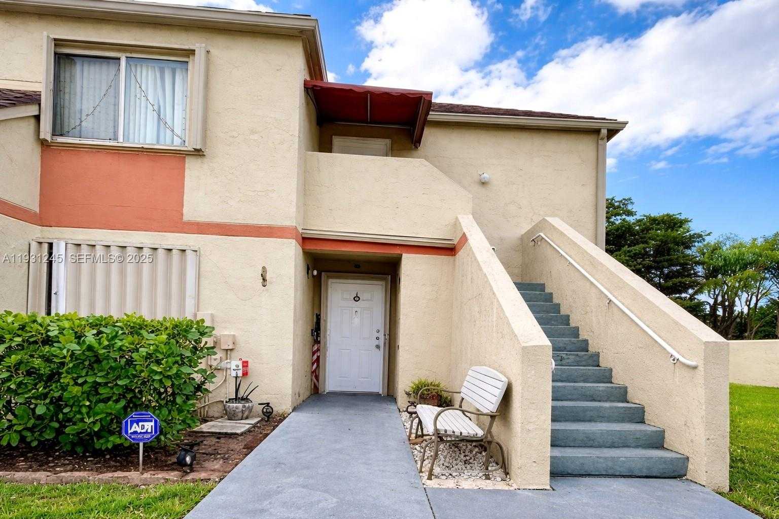 Small Image of 18810 NORTH WEST 57TH AVE #102, Hialeah Number 2