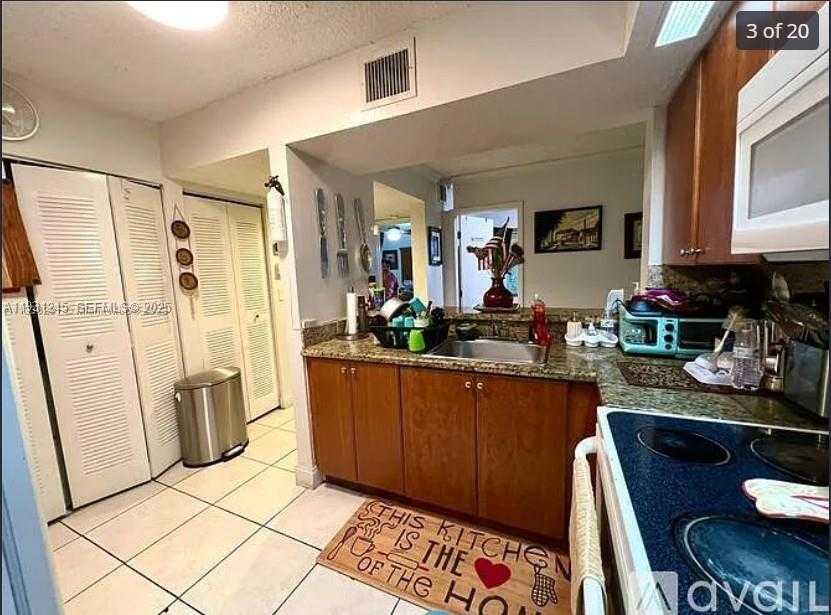 Small Image of 18810 NORTH WEST 57TH AVE #102, Hialeah Number 20