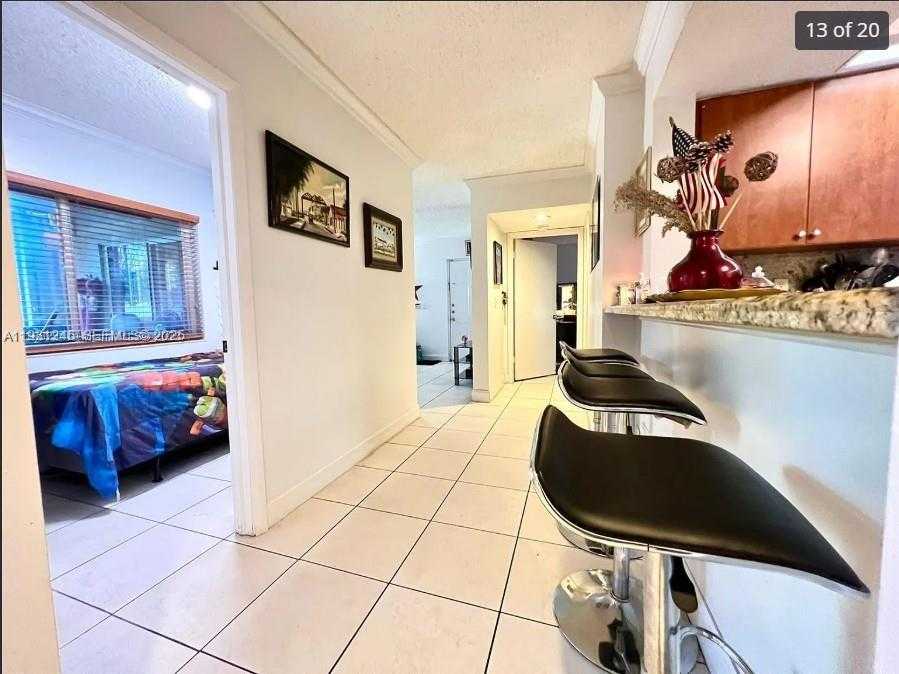Small Image of 18810 NORTH WEST 57TH AVE #102, Hialeah Number 24