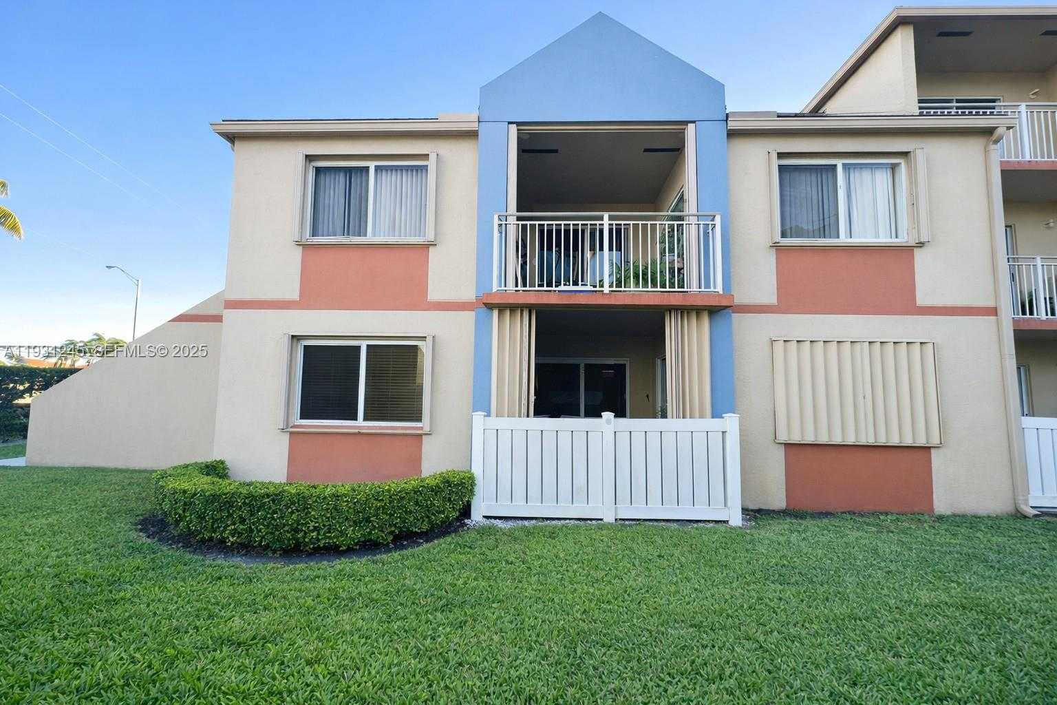 Small Image of 18810 NORTH WEST 57TH AVE #102, Hialeah Number 3