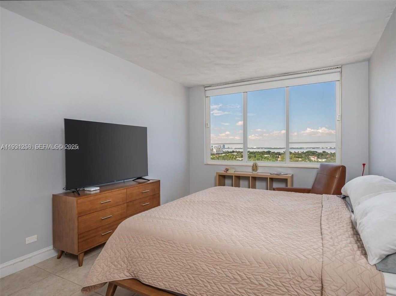 Small Image of 5005 COLLINS AVE #1506, Miami Beach Number 13