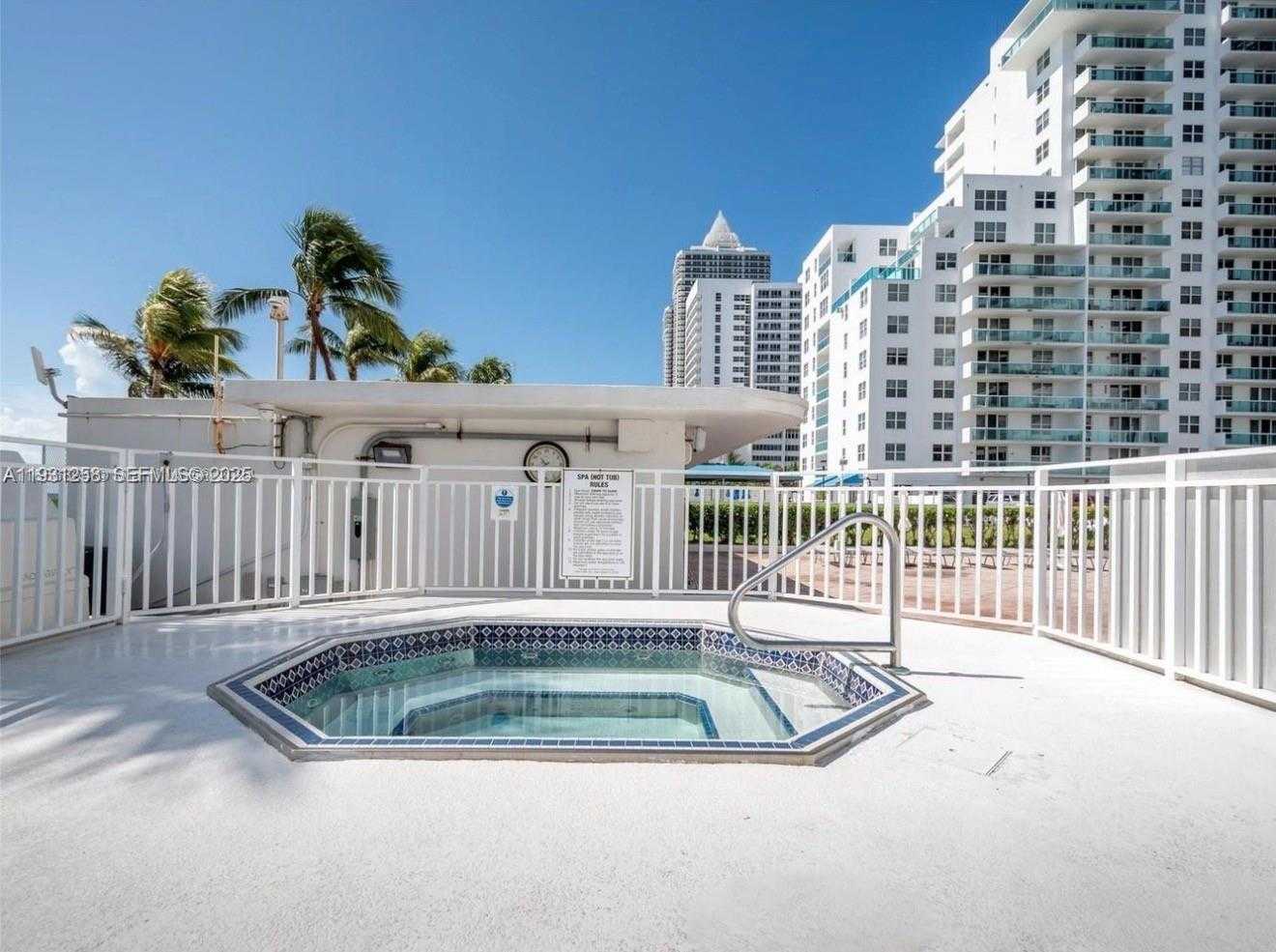 Small Image of 5005 COLLINS AVE #1506, Miami Beach Number 33
