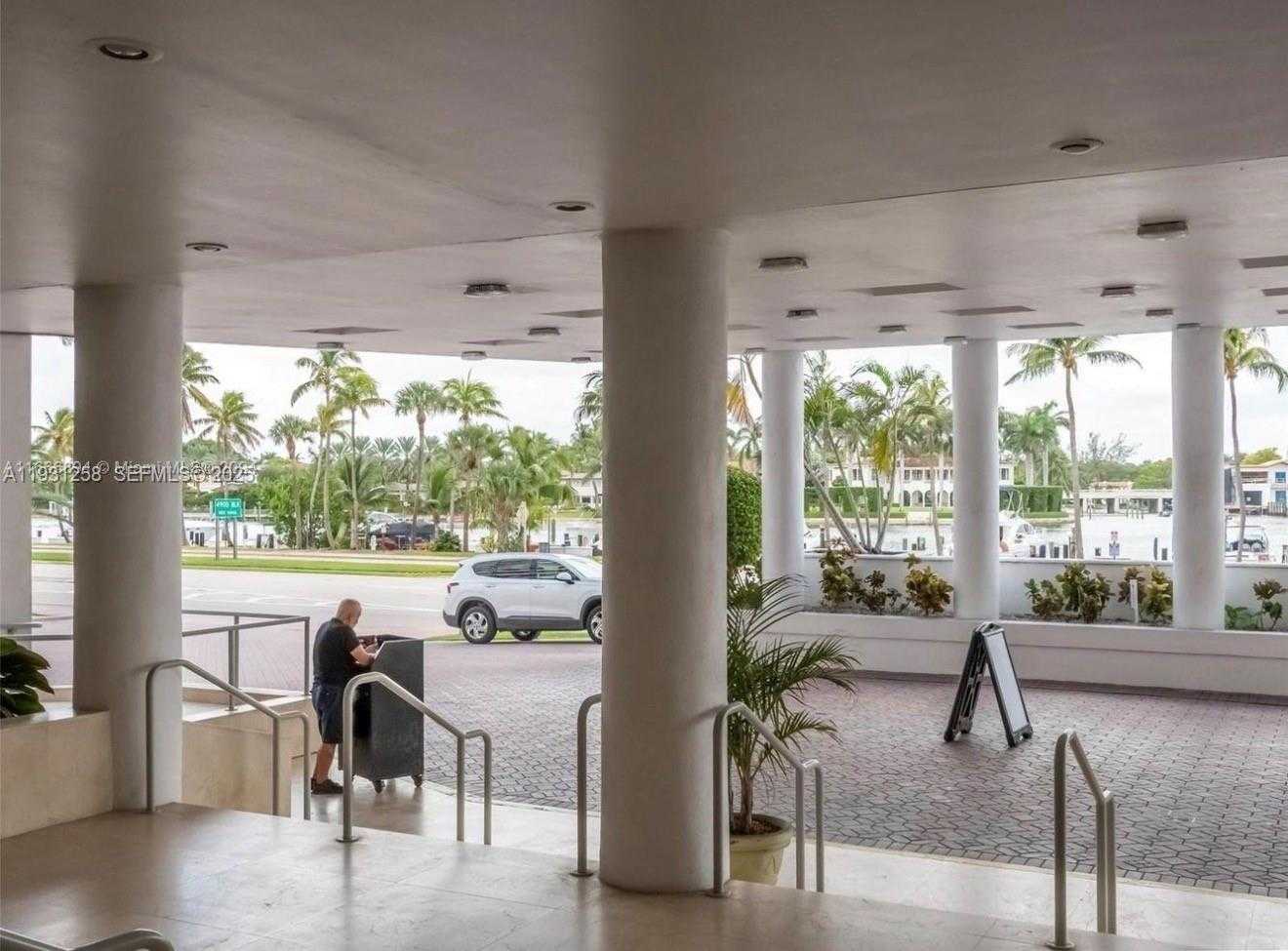 Small Image of 5005 COLLINS AVE #1506, Miami Beach Number 40