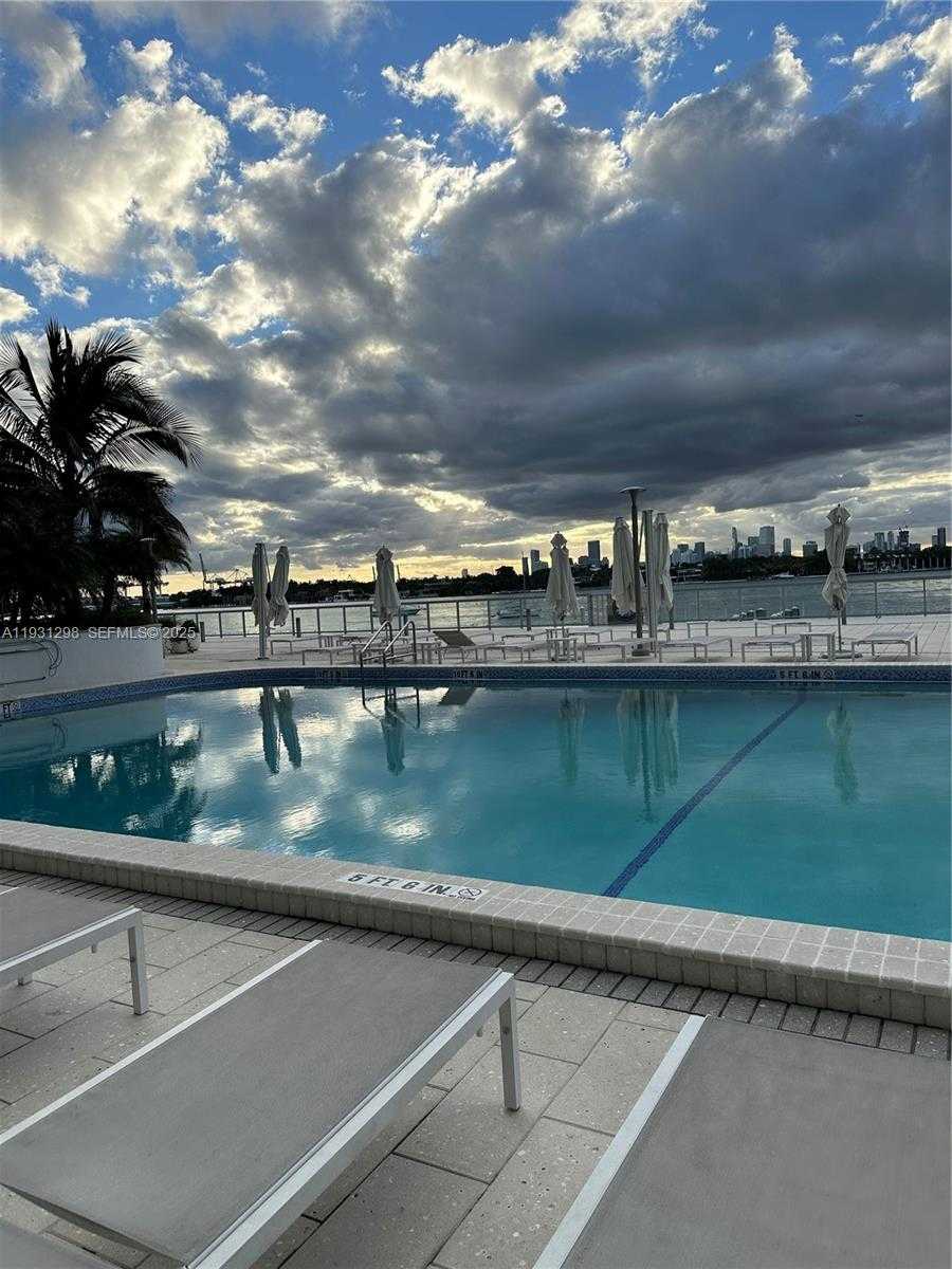 Small Image of 1000 WEST AVE #215, Miami Beach Number 20