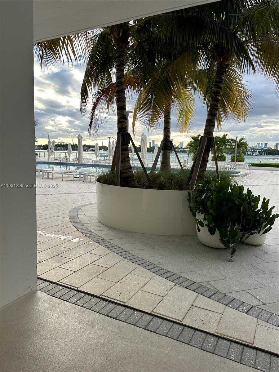 Small Image of 1000 WEST AVE #215, Miami Beach Number 27
