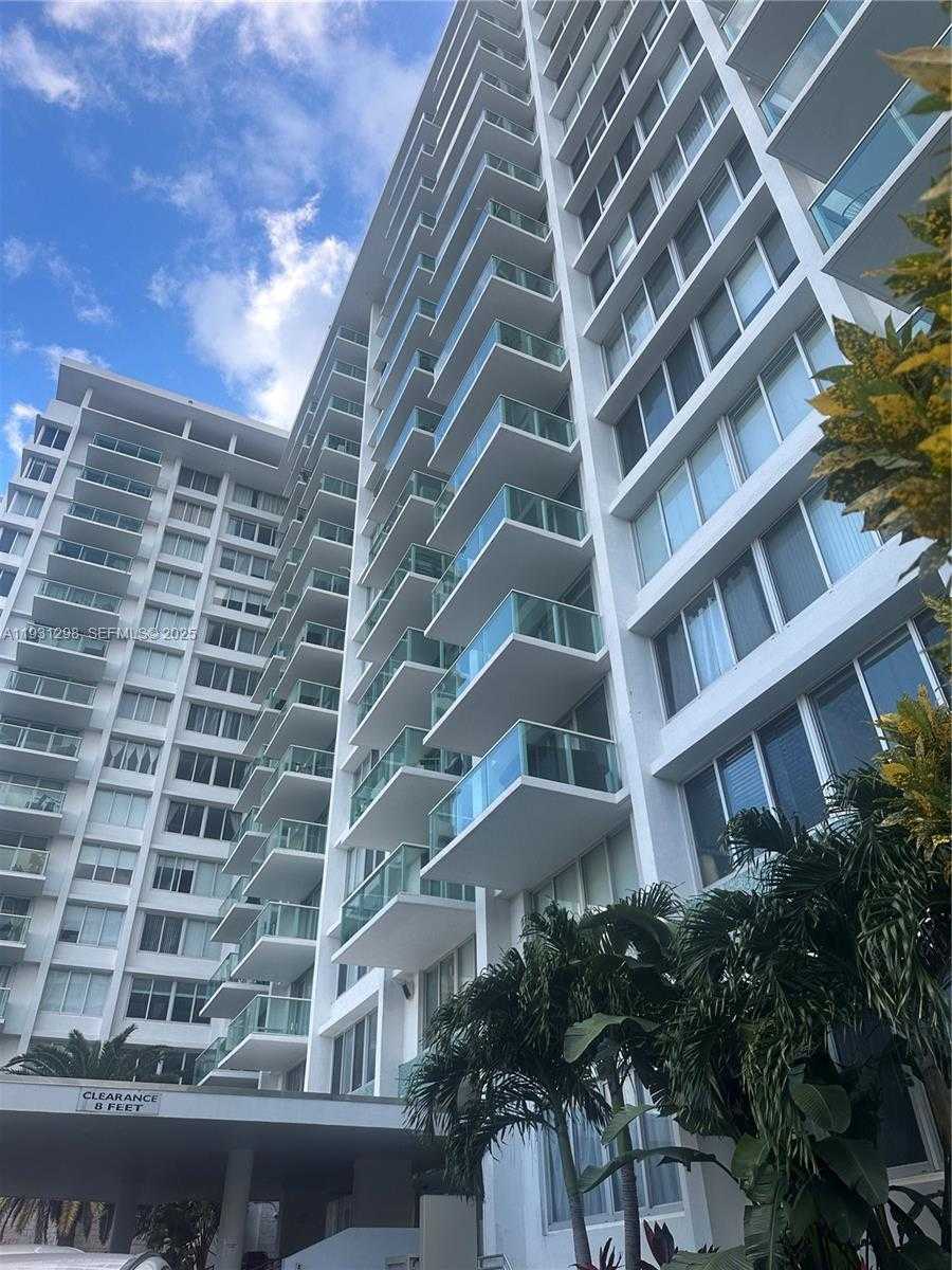 Small Image of 1000 WEST AVE #215, Miami Beach Number 28