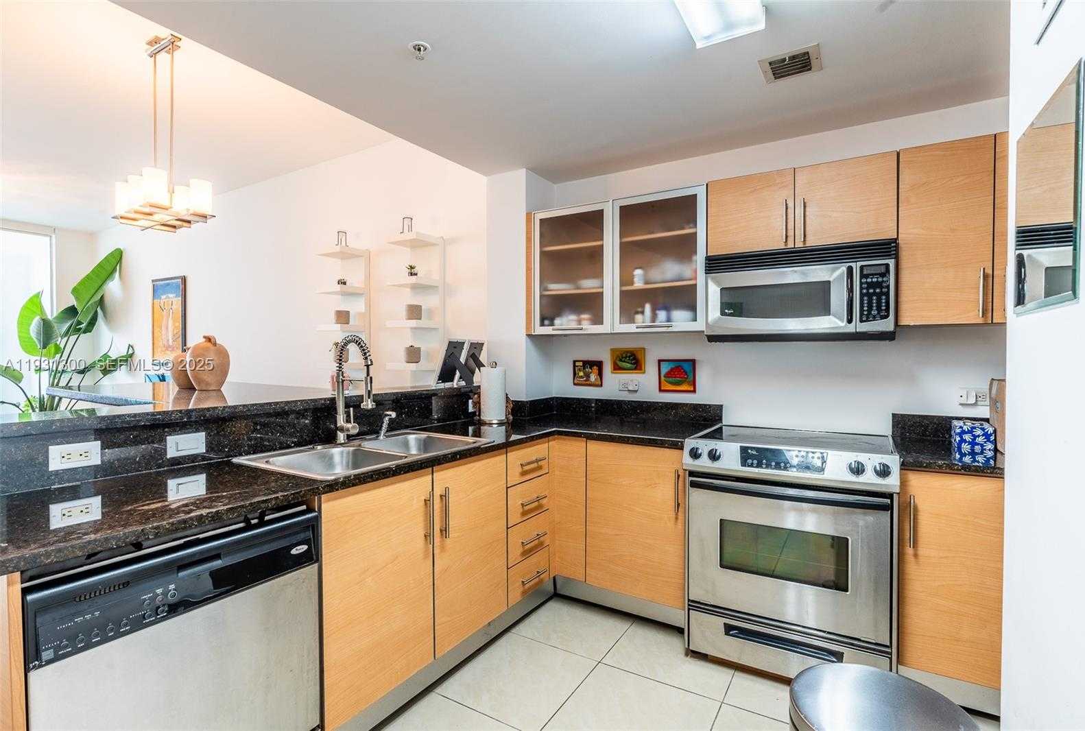 Small Image of 725 NORTH EAST 22ND ST #9E, Miami Number 4