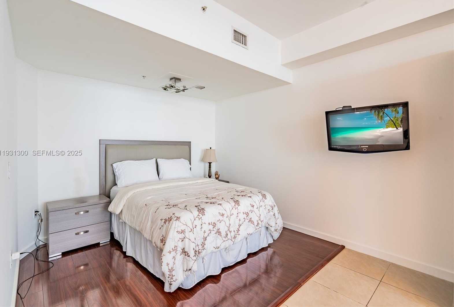 Small Image of 725 NORTH EAST 22ND ST #9E, Miami Number 6