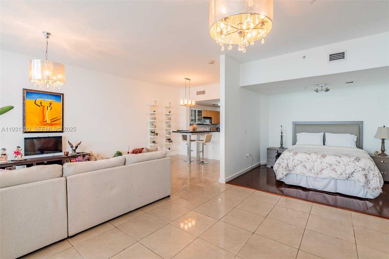 Small Image of 725 NORTH EAST 22ND ST #9E, Miami Number 7