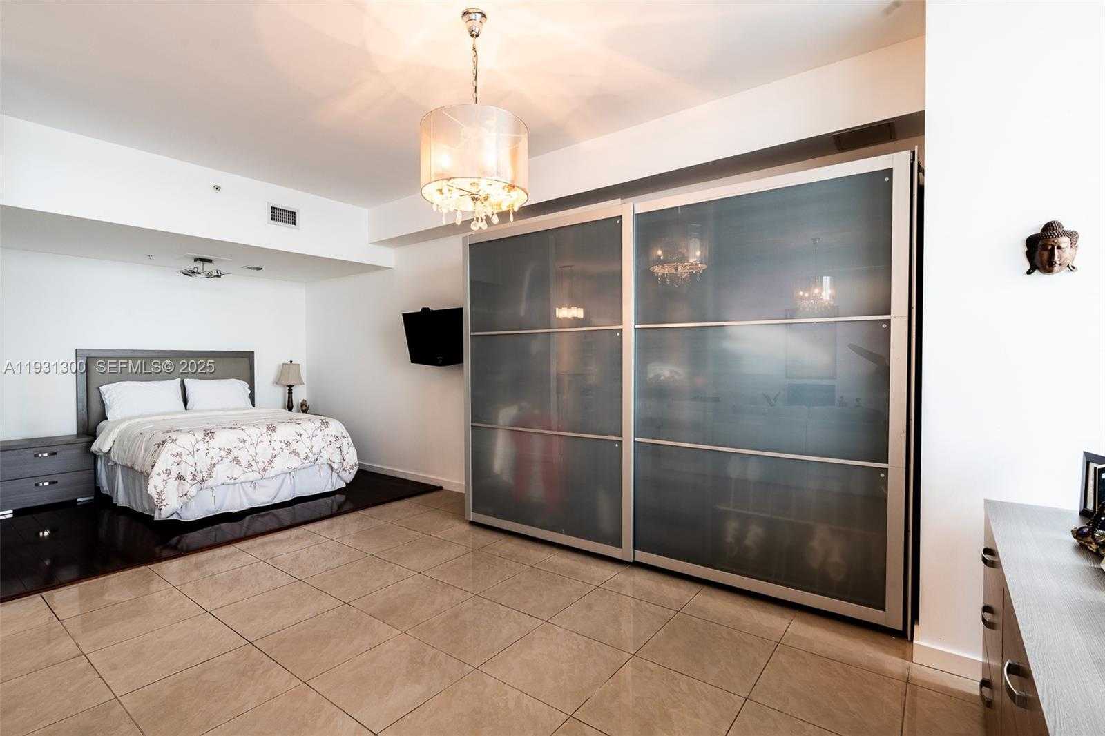 Small Image of 725 NORTH EAST 22ND ST #9E, Miami Number 8