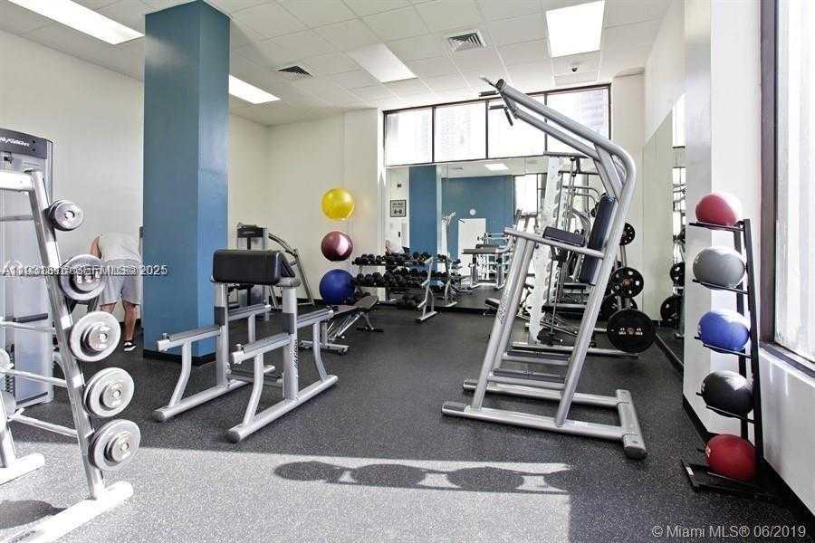 Small Image of 100 BAYVIEW DR #228, Sunny Isles Beach Number 34