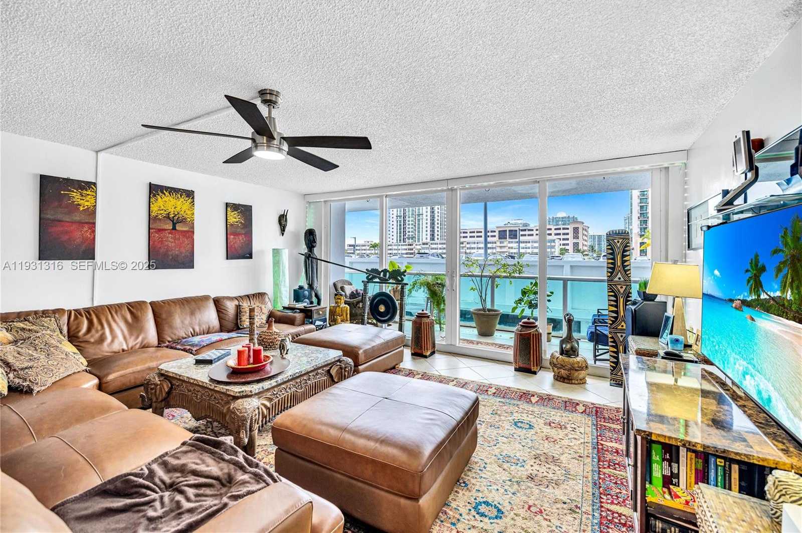 Small Image of 100 BAYVIEW DR #228, Sunny Isles Beach Number 6