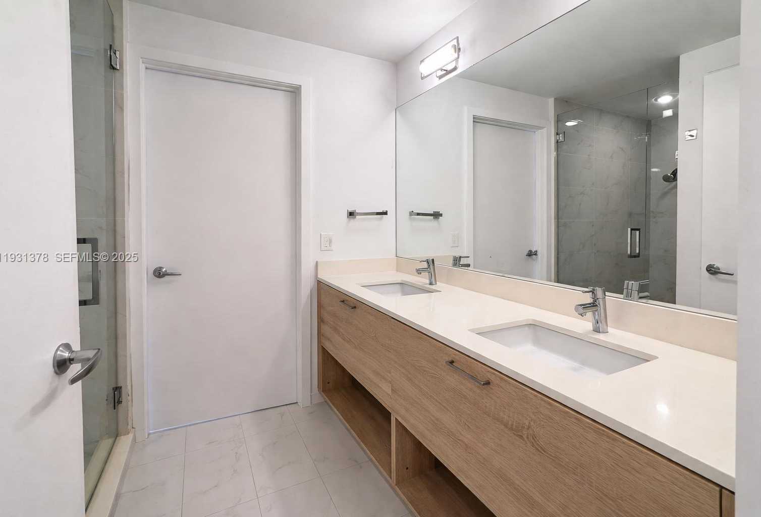 Small Image of 16385 BISCAYNE BLVD #1102, North Miami Beach Number 14