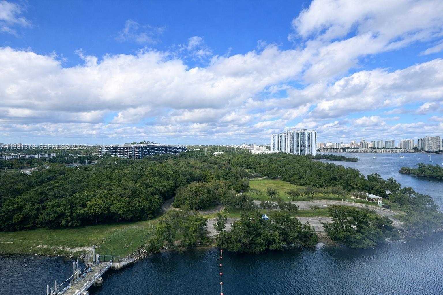 Small Image of 16385 BISCAYNE BLVD #1102, North Miami Beach Number 6