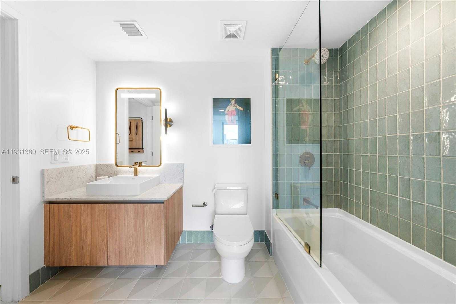 Small Image of 159 NORTH EAST 6TH ST #2608, Miami Number 11