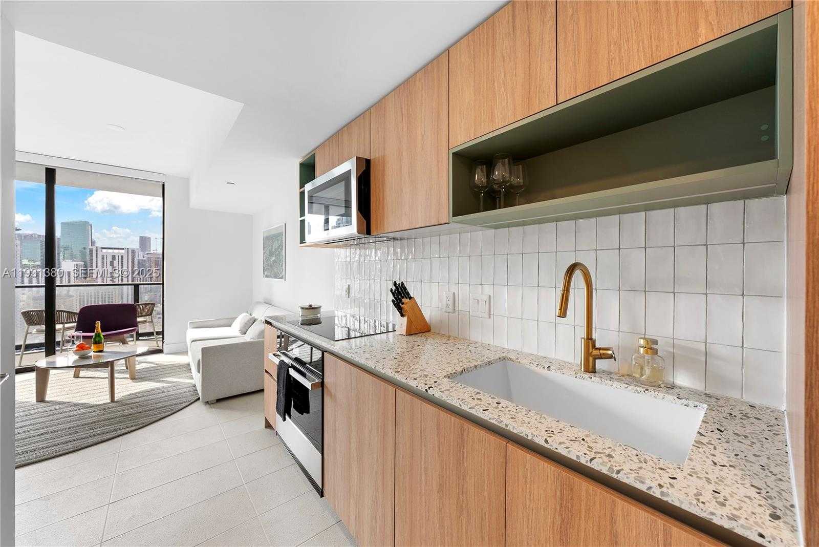 Small Image of 159 NORTH EAST 6TH ST #2608, Miami Number 4