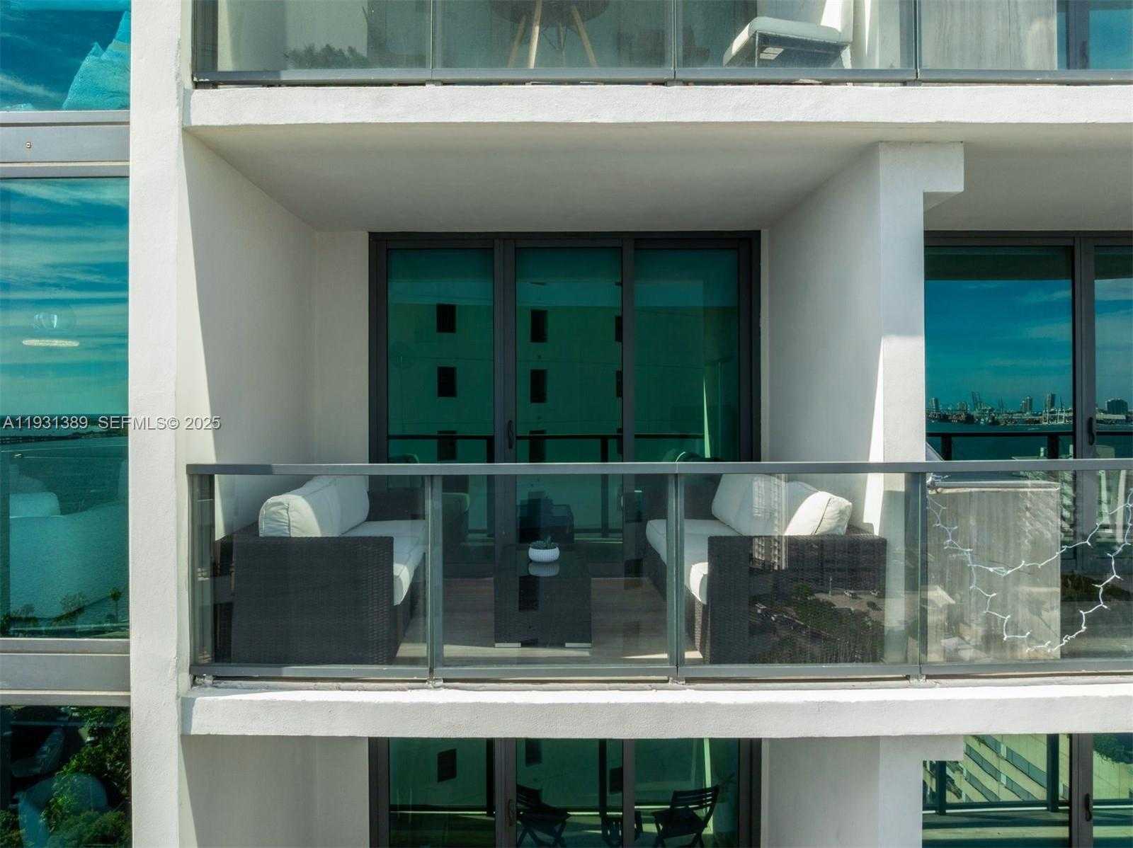 Small Image of 1451 BRICKELL AVE #1803, Miami Number 24