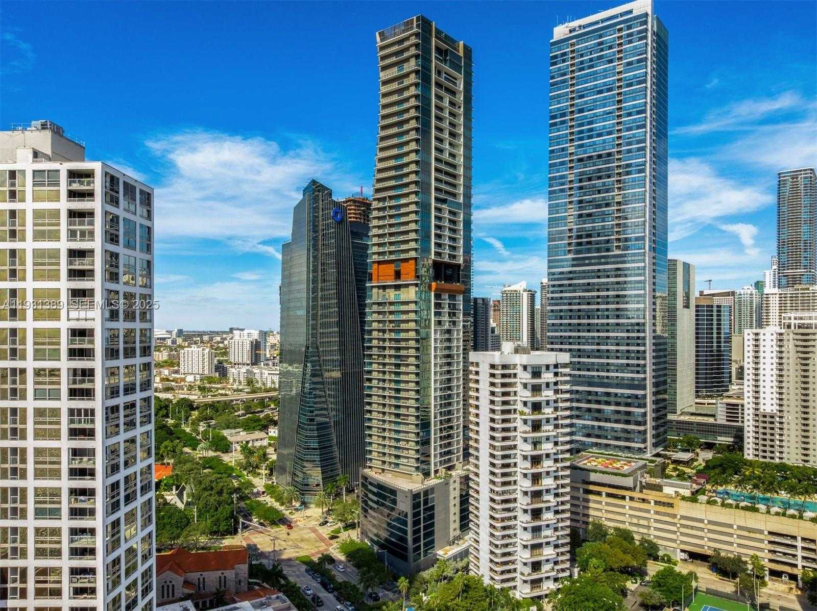 Small Image of 1451 BRICKELL AVE #1803, Miami Number 25