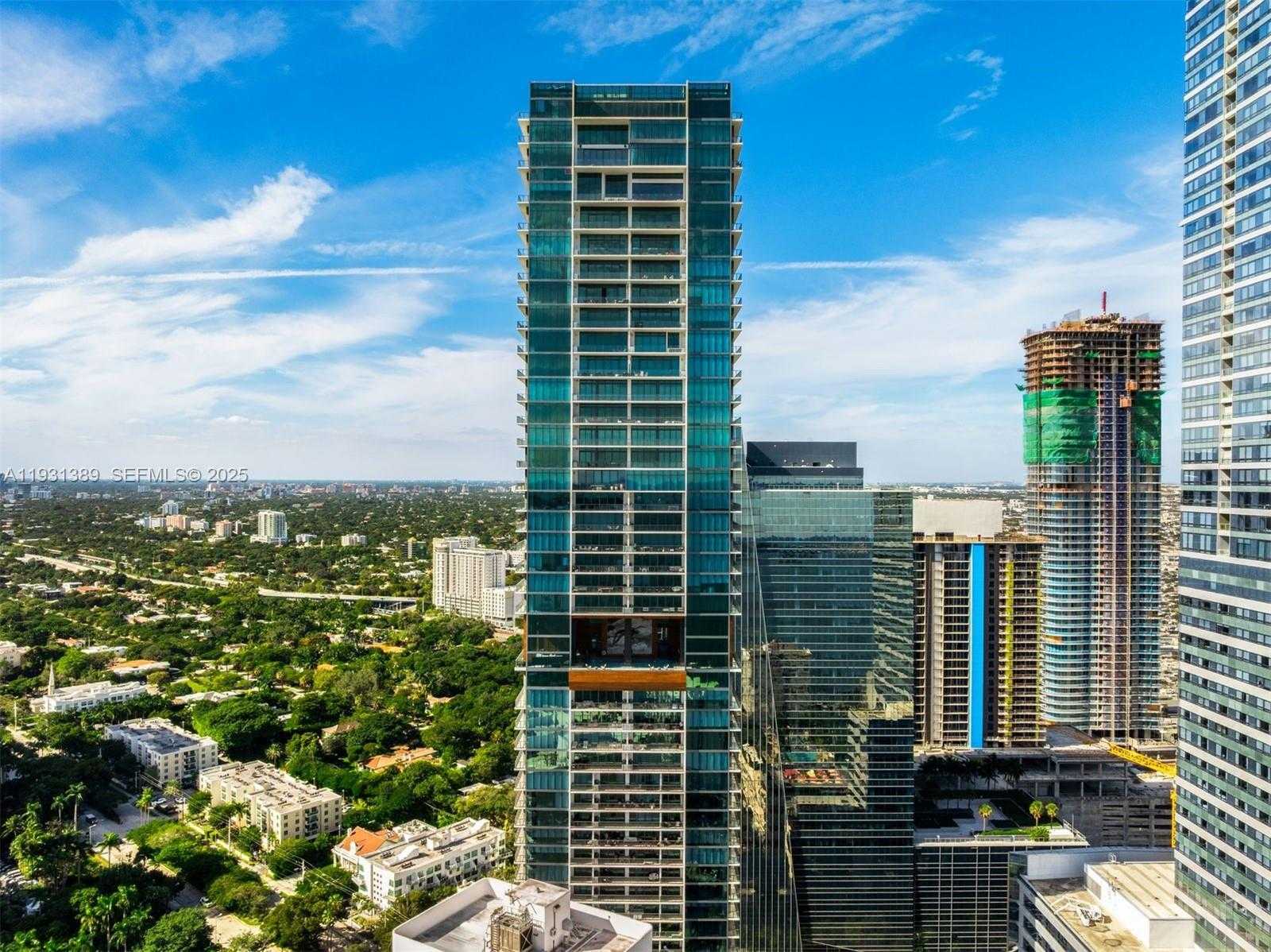 Small Image of 1451 BRICKELL AVE #1803, Miami Number 26