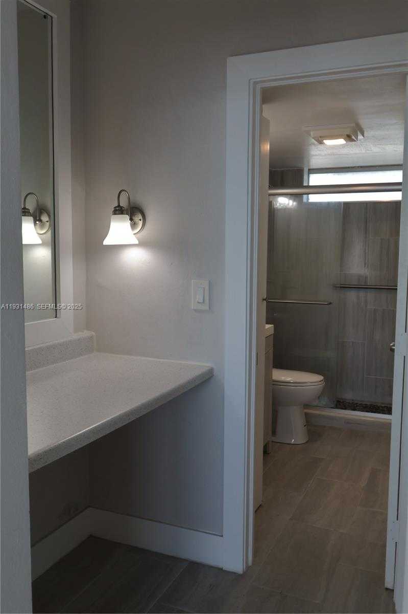 Small Image of 3000 MARCOS DR #P410, Aventura Number 20