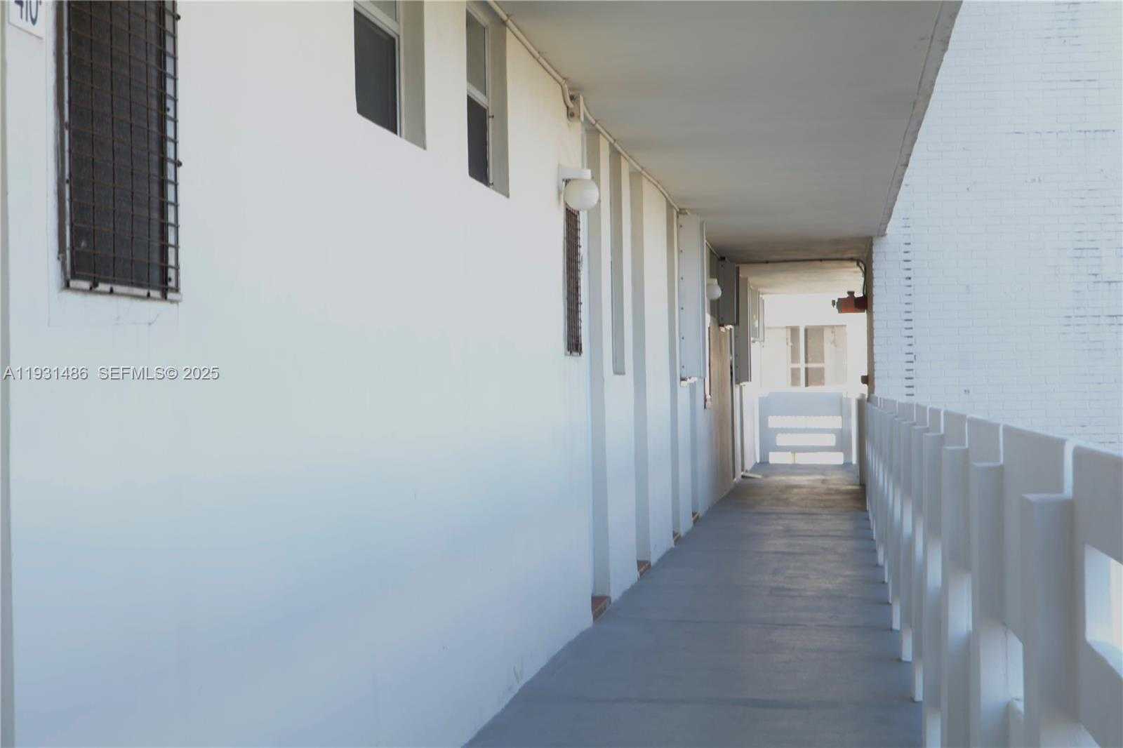 Small Image of 3000 MARCOS DR #P410, Aventura Number 26