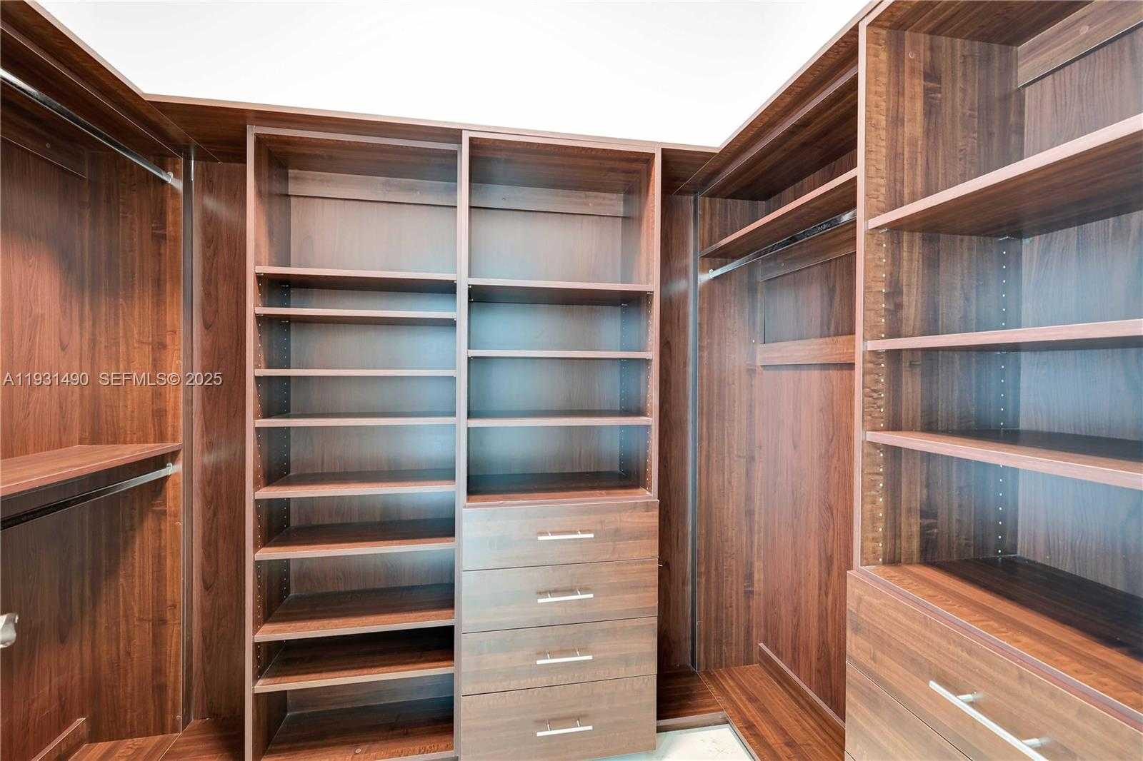 Small Image of 3131 NORTH EAST 188TH ST #2-1005, Aventura Number 28