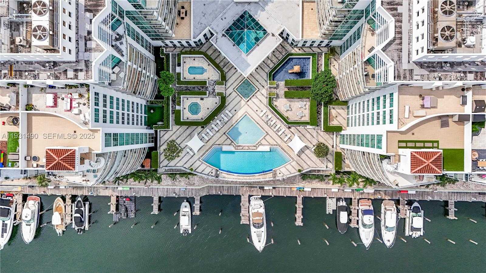 Small Image of 3131 NORTH EAST 188TH ST #2-1005, Aventura Number 45