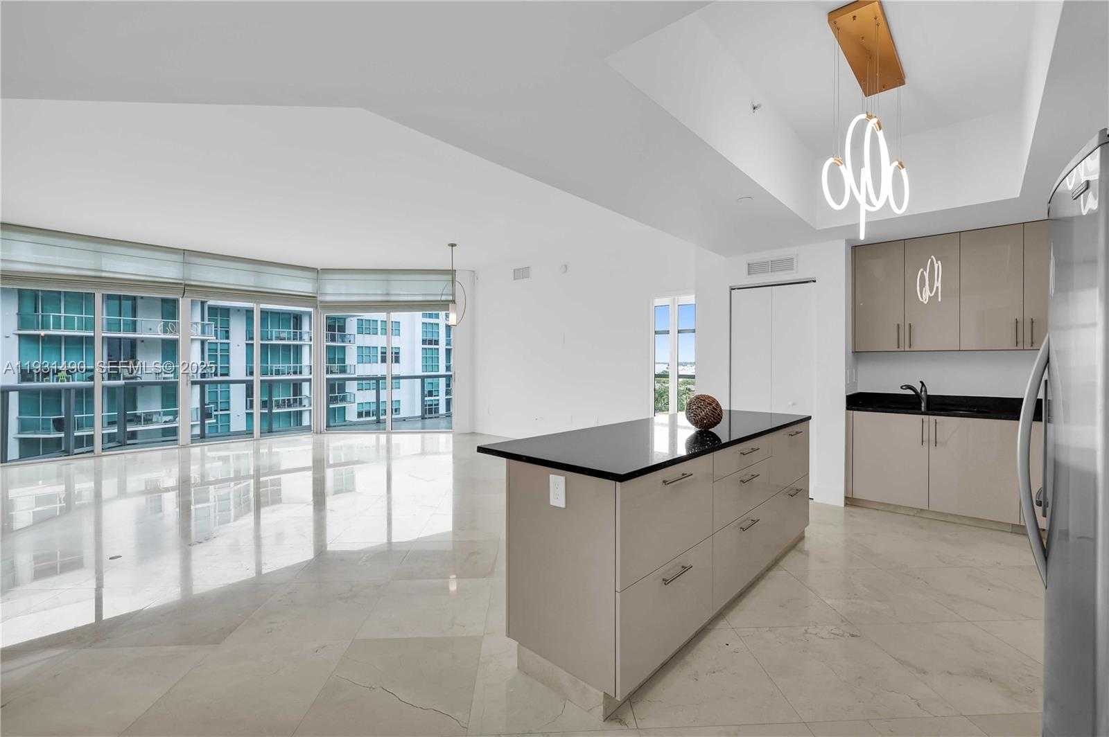 Small Image of 3131 NORTH EAST 188TH ST #2-1005, Aventura Number 6