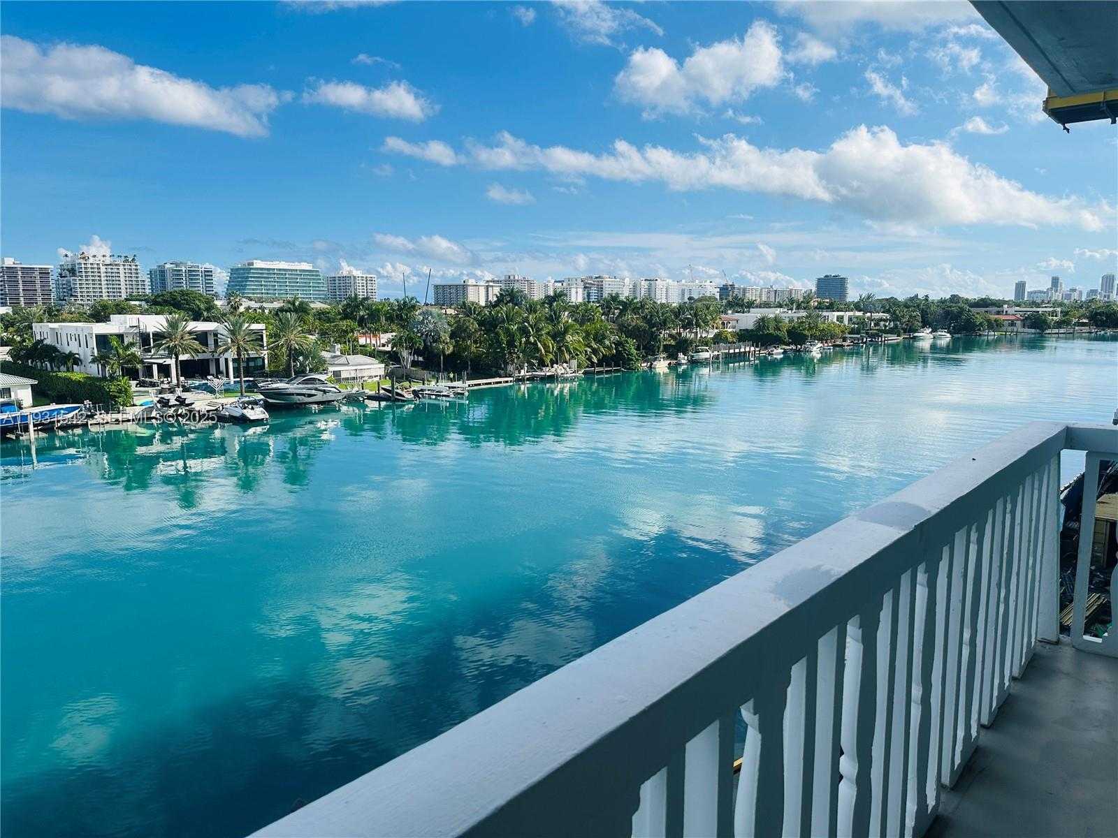 Small Image of 9501 EAST BAY HARBOR DR #5B, Bay Harbor Islands Number 2