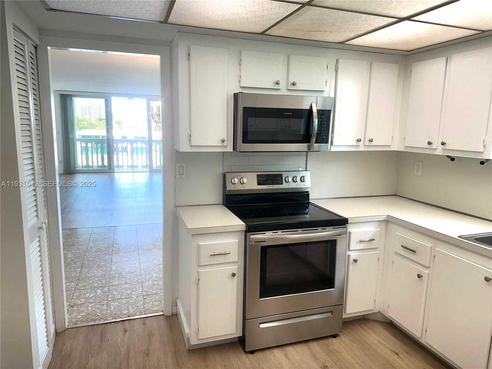 Small Image of 9501 EAST BAY HARBOR DR #5B, Bay Harbor Islands Number 9