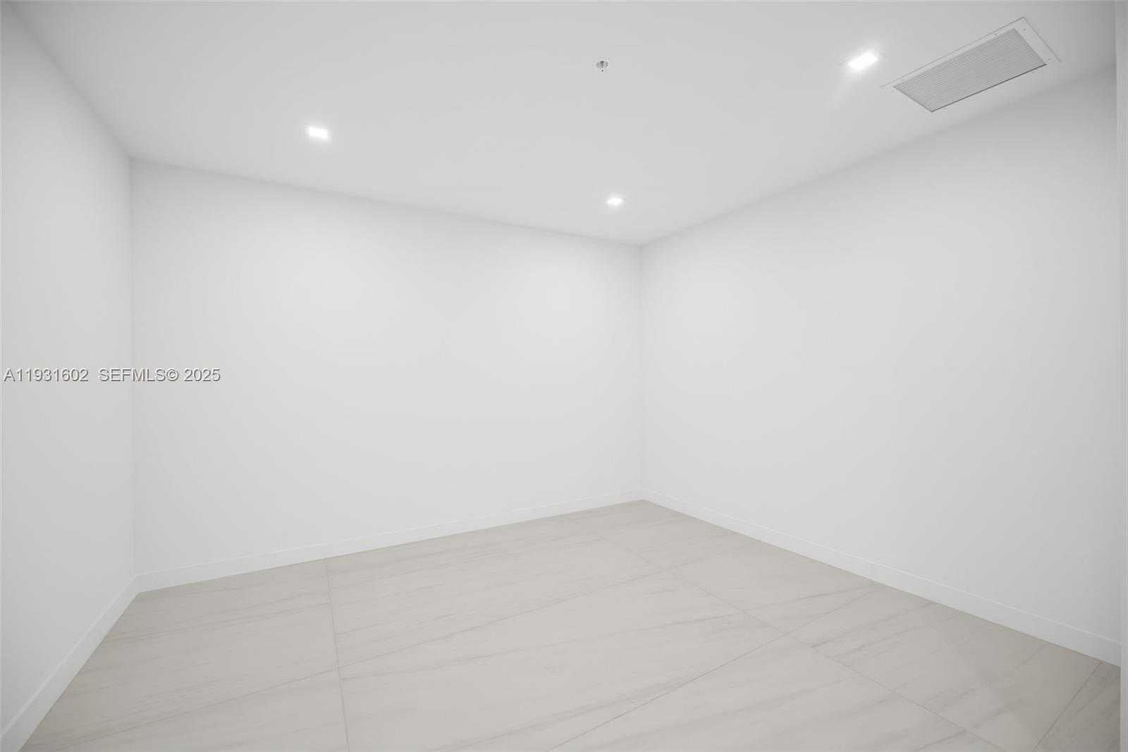 Small Image of 900 NORTH OCEAN BLVD #602, Pompano Beach Number 27