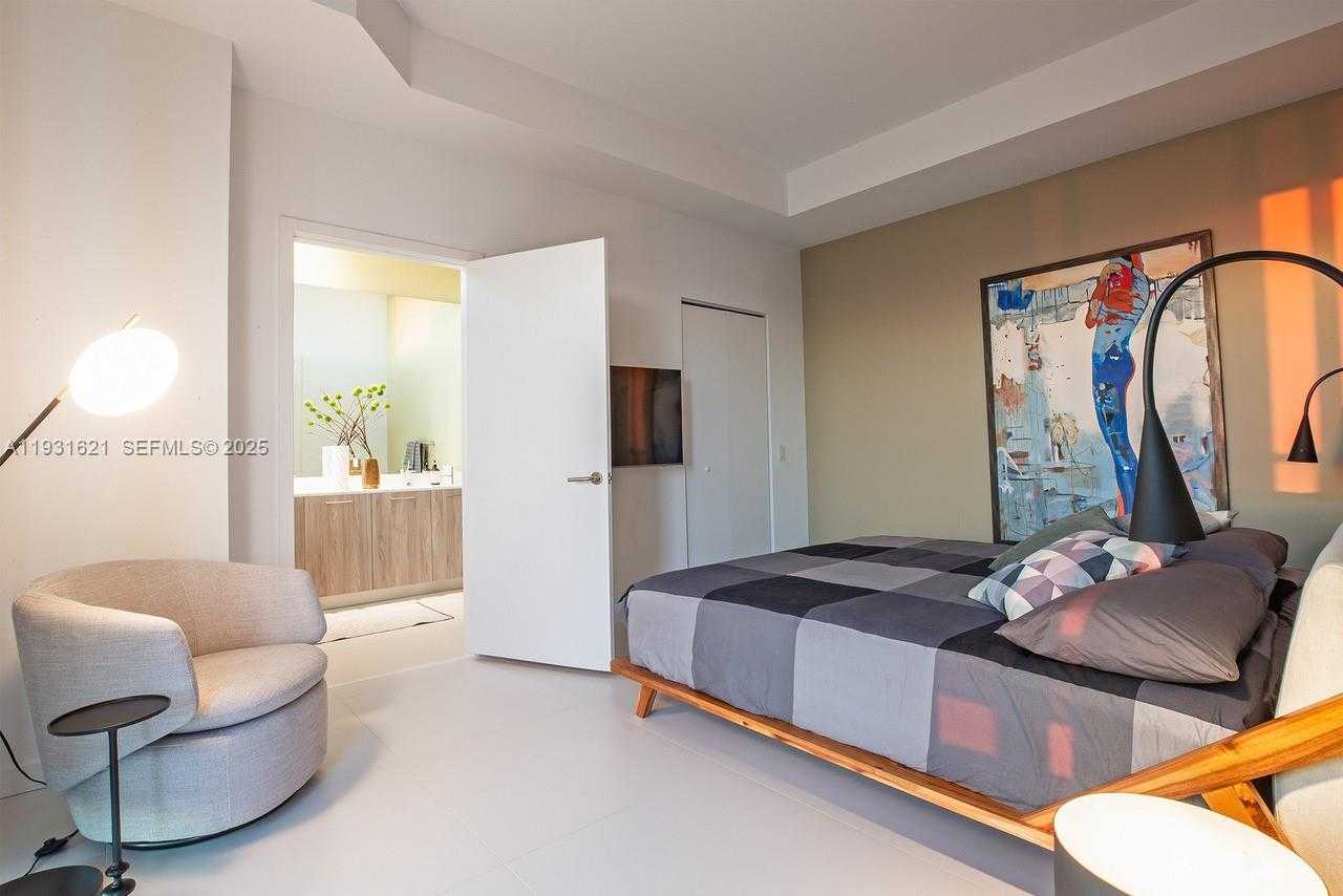 Small Image of 501 NORTH EAST 31ST ST #PH4405, Miami Number 8