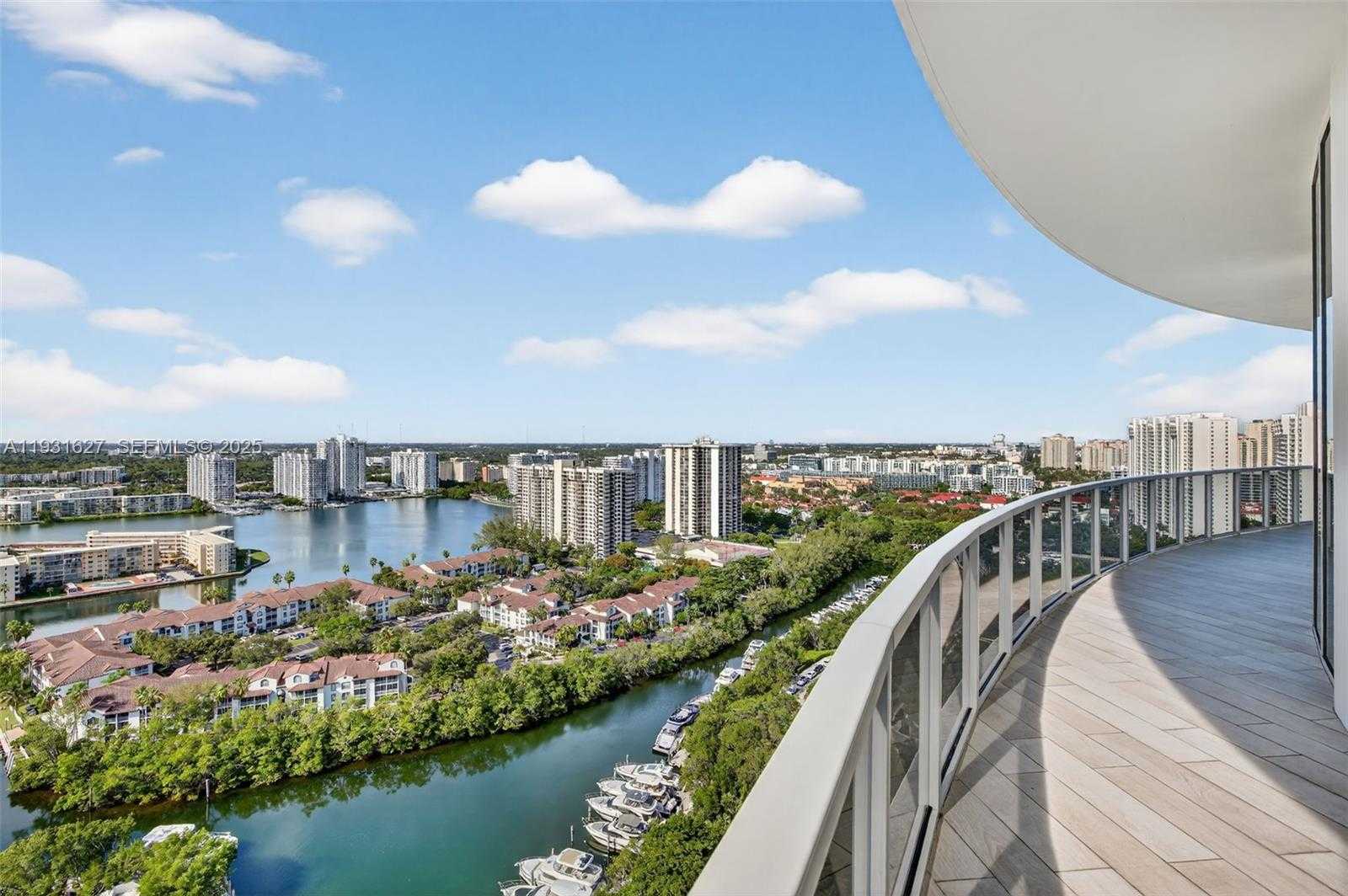 Small Image of 4100 ISLAND BLVD #2303, Aventura Number 41