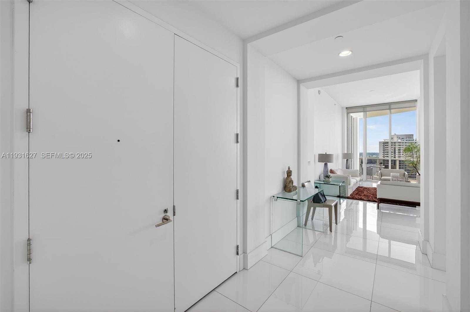 Small Image of 4100 ISLAND BLVD #2303, Aventura Number 48