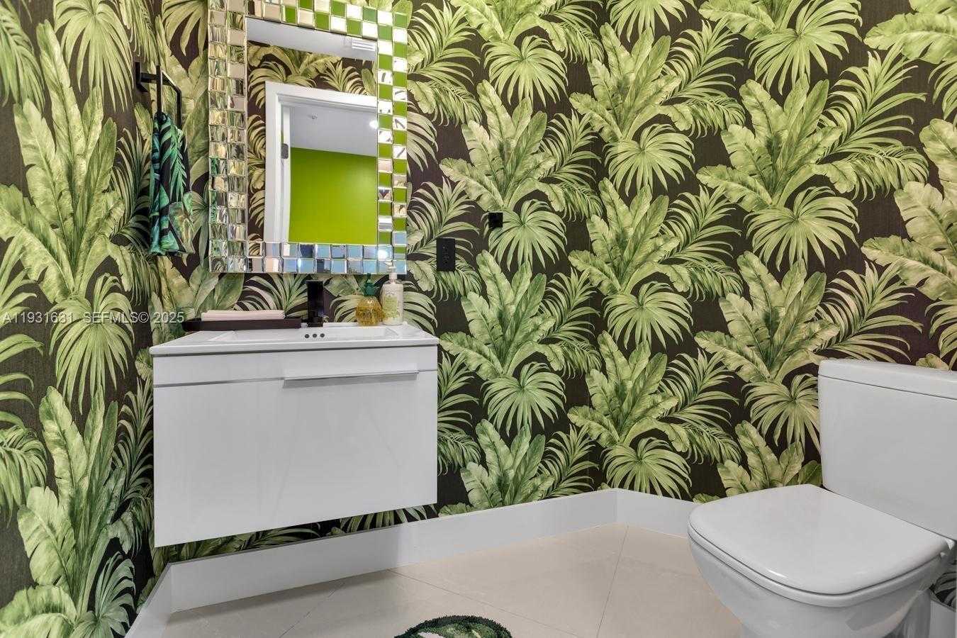 Small Image of 17111 BISCAYNE BLVD #909, North Miami Beach Number 43