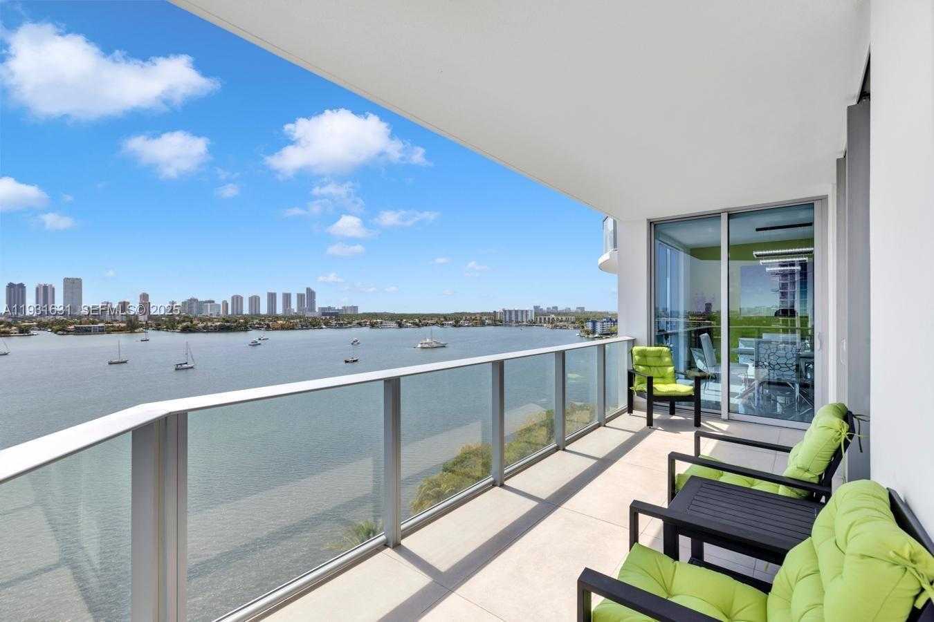 Small Image of 17111 BISCAYNE BLVD #909, North Miami Beach Number 46