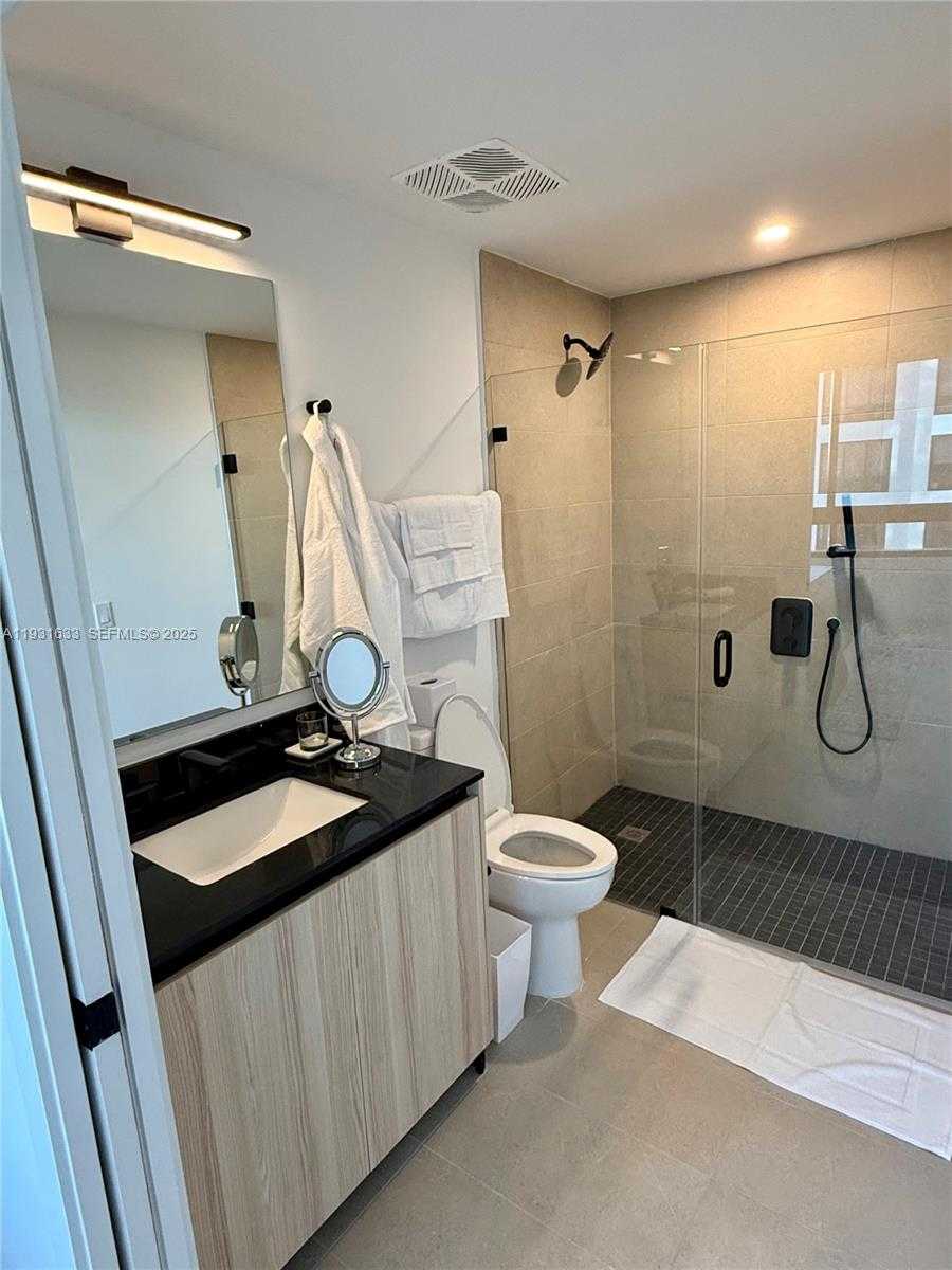 Small Image of 225 NORTH MIAMI AVE #1604, Miami Number 7