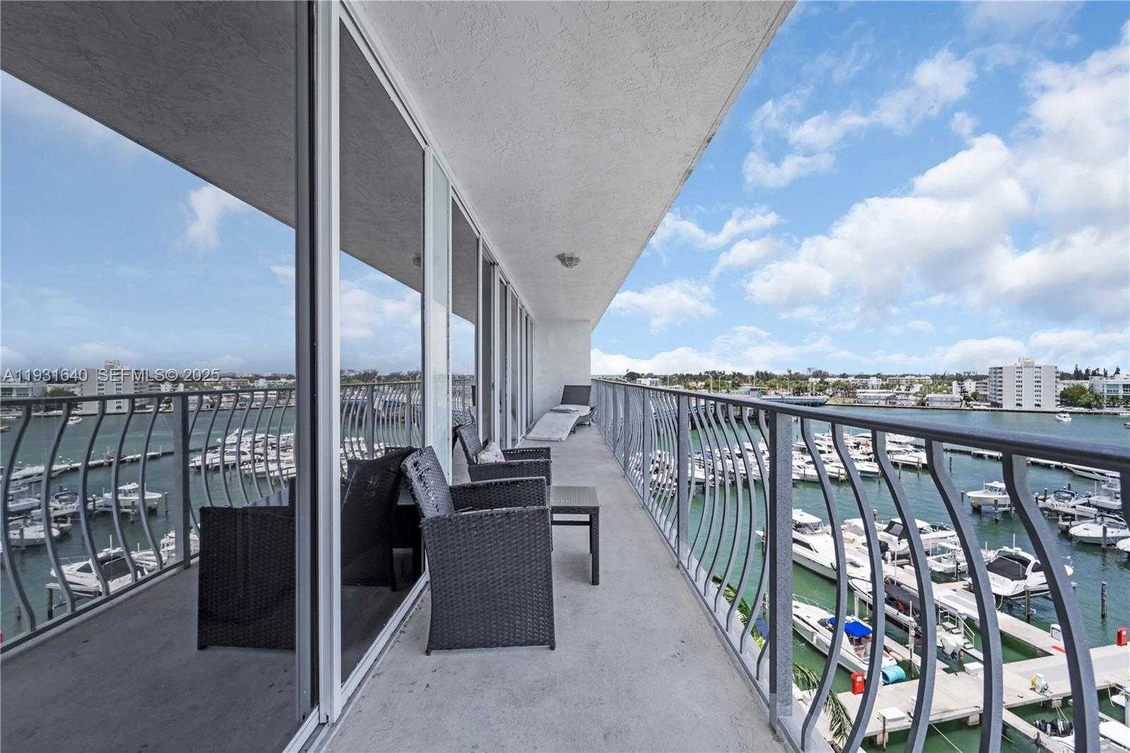 Small Image of 7601 EAST TREASURE DR #819, North Bay Village Number 24