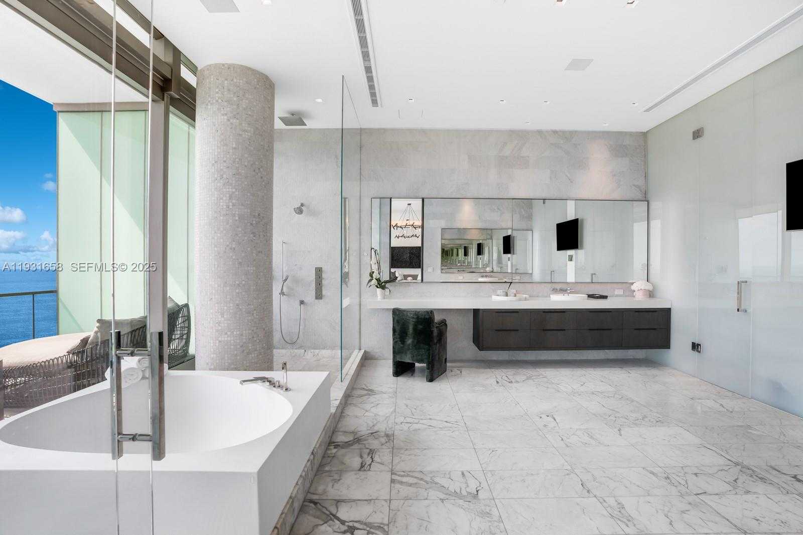 Small Image of 10203 COLLINS AVE #2801, Bal Harbour Number 19