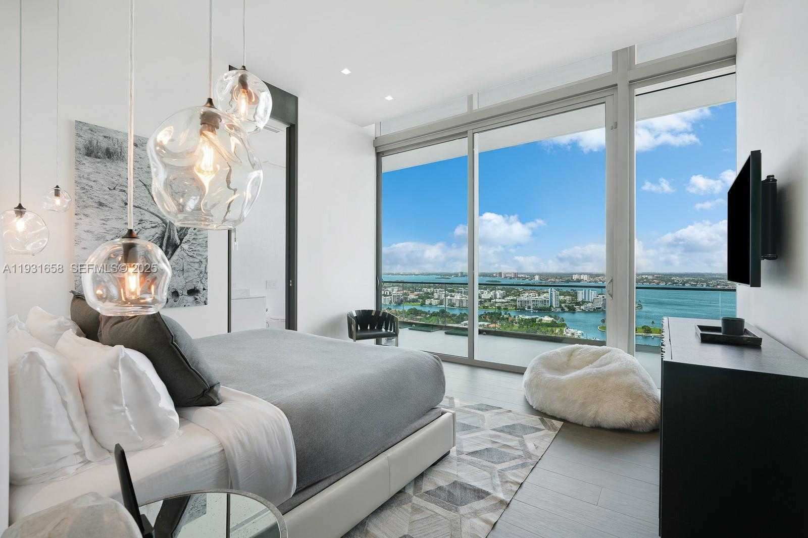 Small Image of 10203 COLLINS AVE #2801, Bal Harbour Number 40