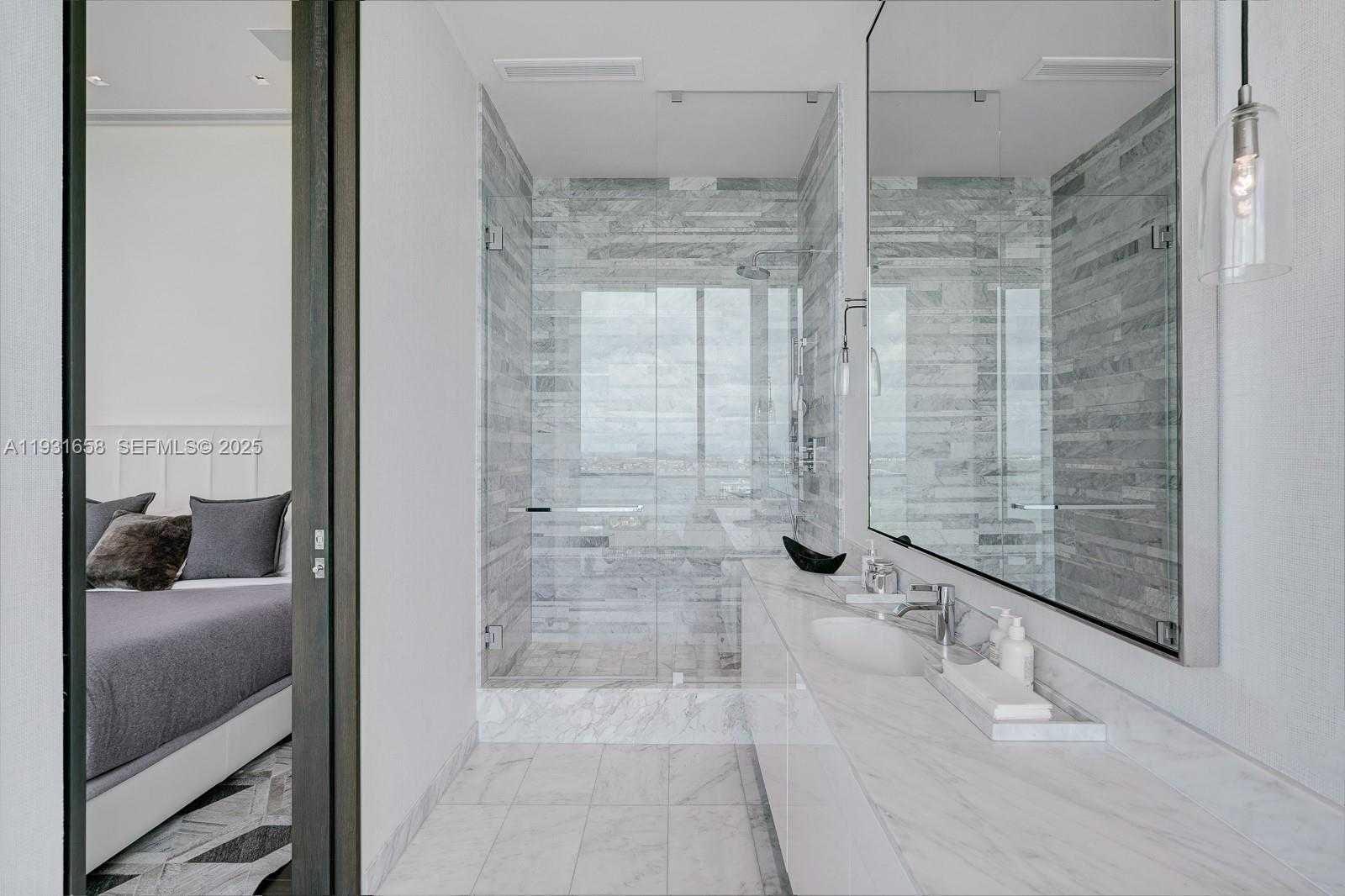 Small Image of 10203 COLLINS AVE #2801, Bal Harbour Number 41