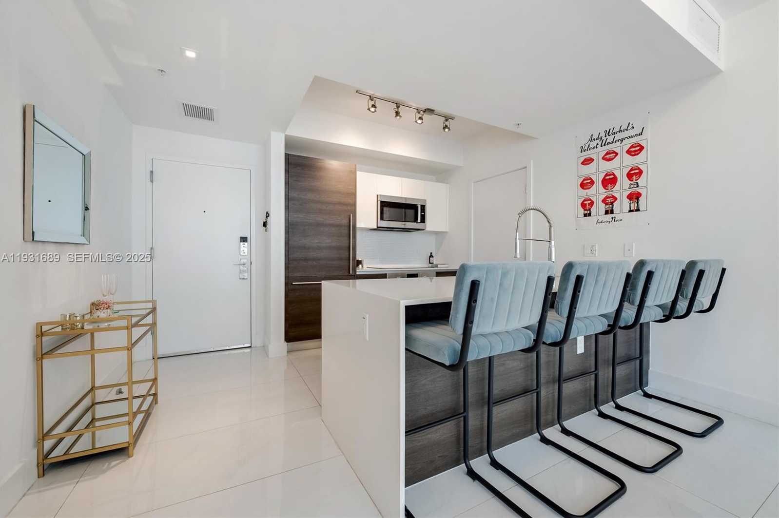 Small Image of 301 ALTARA AVE #509, Coral Gables Number 4
